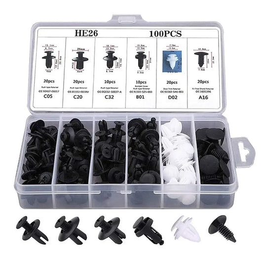 Kit de 100 fixadores e presilhas plásticas automotivas organizadas em caixa plástica transparente.
