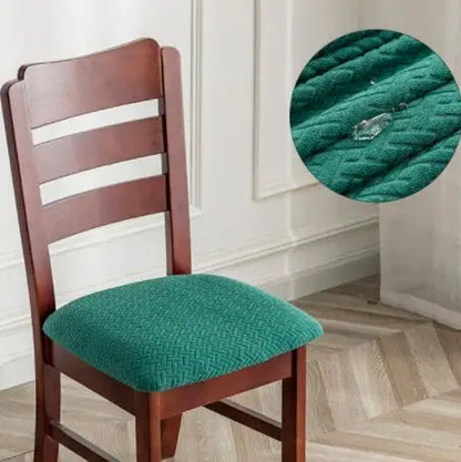 Conjunto Capa de Cadeiras Feitas em Lã